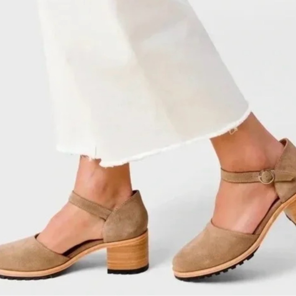 Portland Leather Tan Heels with Ankle Strap